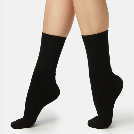 2 Plain Black Full-Length Socks Unisex